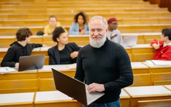 How Industry 4.0 is Transforming Higher Education: What Universities Need to Know 1 image 3 700x441 1 1