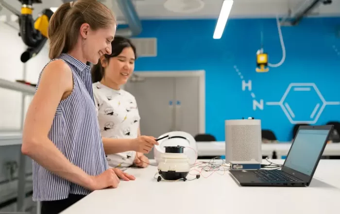 Unlocking Potential: How AI Labs Enhance Cognitive, Psychomotor, and Affective Skills in Students 1 image 700x441 5