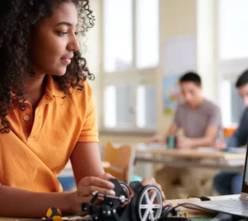 Why Virtual Laboratories Are Becoming Essential in Modern Universities